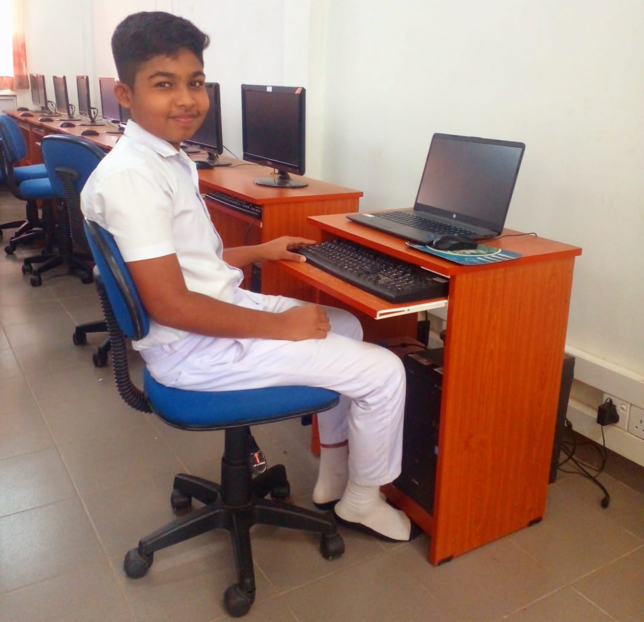 ආර්. රවිදු ලක්ෂාන